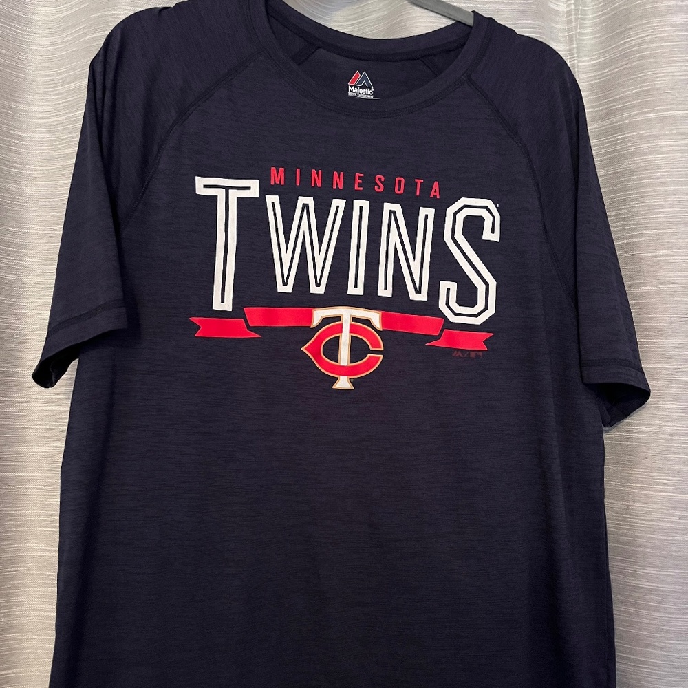 Men's Minnesota Twins L T-Shirt